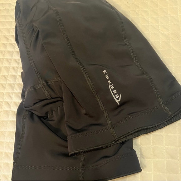 Serfas Bicycle Padded Seat Men's Black Performance Athletic Shorts Size Large - Picture 1 of 8